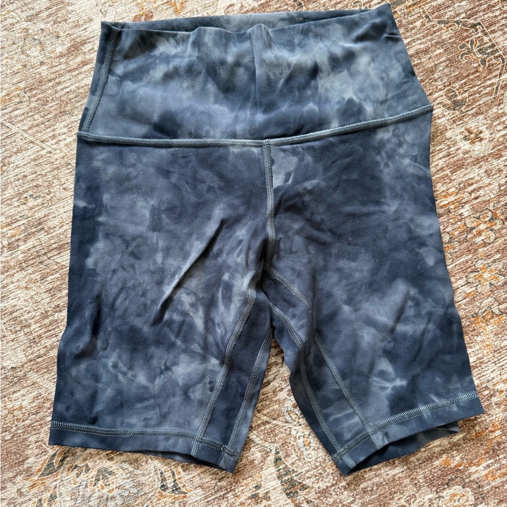 Women's Navy Tie-Dye Lululemon Align Shorts 6”
